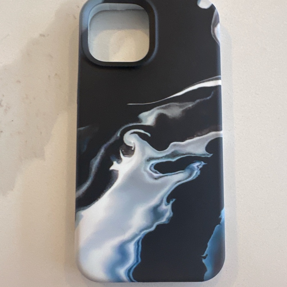 Apple Screen Protector with Installation Kit - Picture 15 of 16